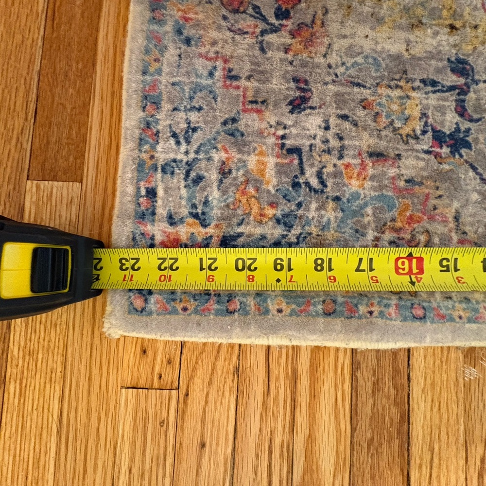 Vintage Style Runner Rug with Floral Pattern - Picture 8 of 8